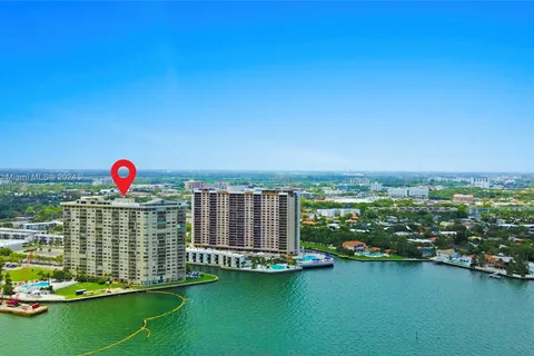 11111 Biscayne Blvd # 21B, Miami FL 33181