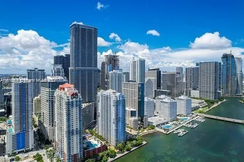 1200 Brickell Bay Dr # 4214, Miami FL 33131