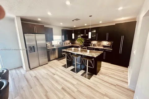 402 SE 4th Ter, Dania Beach FL 33004