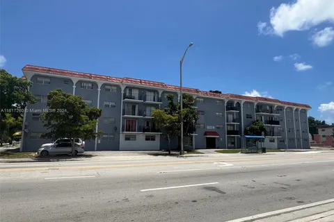 13725 NE 6th Ave # 301, North Miami FL 33161