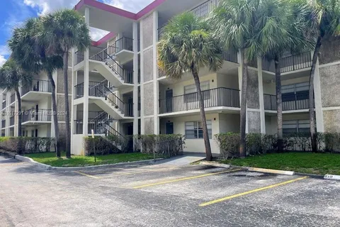 3000 NW 48th Ter # 327, Lauderdale Lakes FL 33313