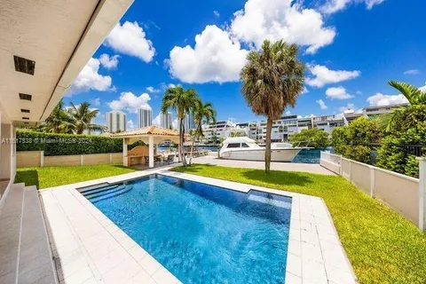 300 Atlantic Ave, Sunny Isles Beach FL 33160
