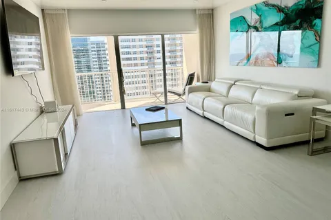 1950 S Ocean Dr # 17J, Hallandale Beach FL 33009