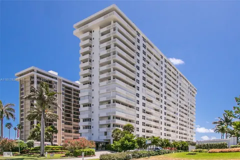 1200 S Ocean Blvd # 2C, Boca Raton FL 33432