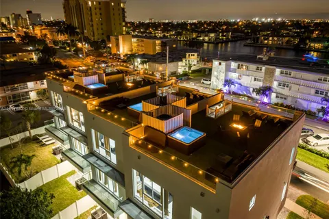 1002 N riverside drive, Pompano Beach FL 33062