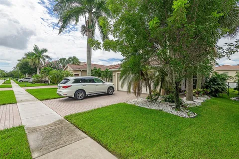 11038 Bitternut Hickory Ln, Boynton Beach FL 33437