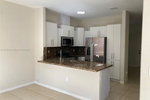 4475 SW 163rd Psge, Miami FL 33185