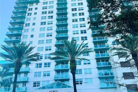 650 West Ave # 1811, Miami Beach FL 33139