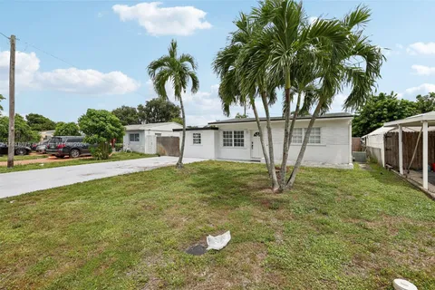 6445 SW 22nd Ct, Miramar FL 33023