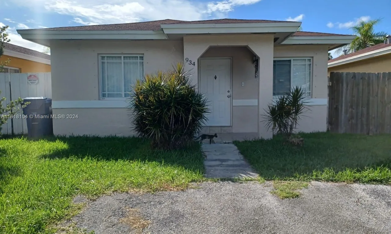 934 SW 8th Pl, Florida City FL 33034