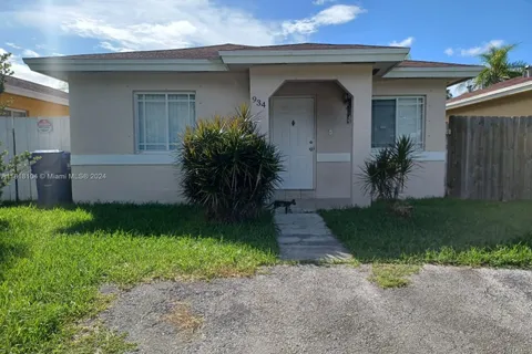 934 SW 8th Pl, Florida City FL 33034