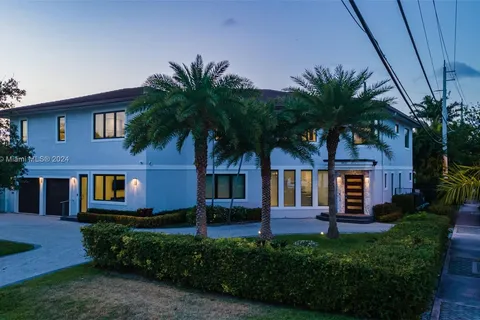 4421 Seagrape Dr, Lauderdale By The Sea FL 33308