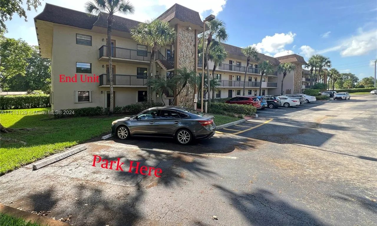 6085 N Sabal Palm Blvd # 201, Tamarac FL 33319