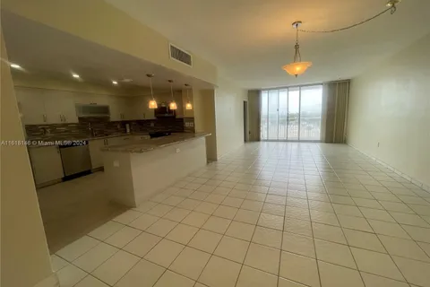 5825 Collins Ave # 7B, Miami Beach FL 33140