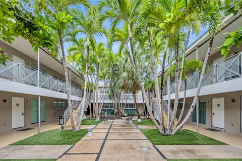 1816 Meridian Ave # 24, Miami Beach FL 33139