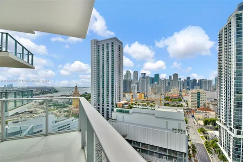 851 NE 1st Ave # 2112, Miami FL 33132