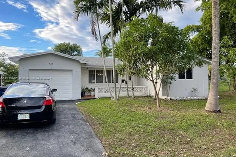 628 SW 2nd Ct, Hallandale Beach FL 33009