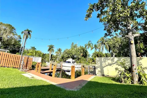 2809 SW 46th St, Dania Beach FL 33312