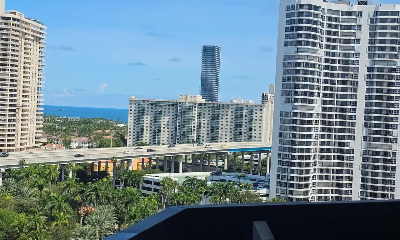 3600 Mystic Pointe Dr # 1607, Aventura FL 33180