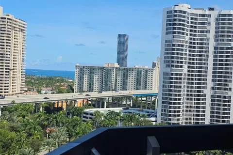 3600 Mystic Pointe Dr # 1607, Aventura FL 33180