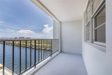 1400 S Ocean Dr # 807, Hollywood FL 33019