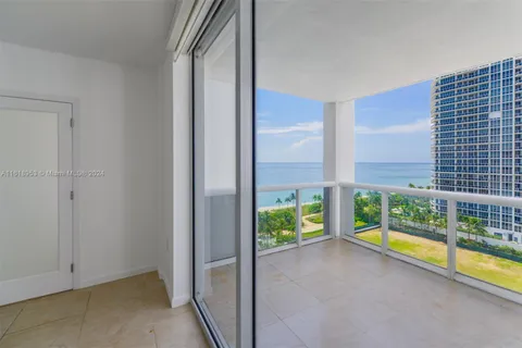 10275 Collins Ave # 1117, Bal Harbour FL 33154