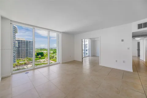 10275 Collins Ave # 1117, Bal Harbour FL 33154