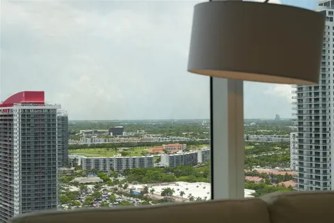 1830 S Ocean Dr # 3107, Hallandale Beach FL 33009