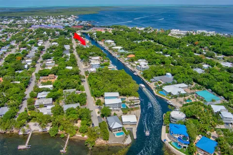 22 Bass Ave, Key Largo FL 33037