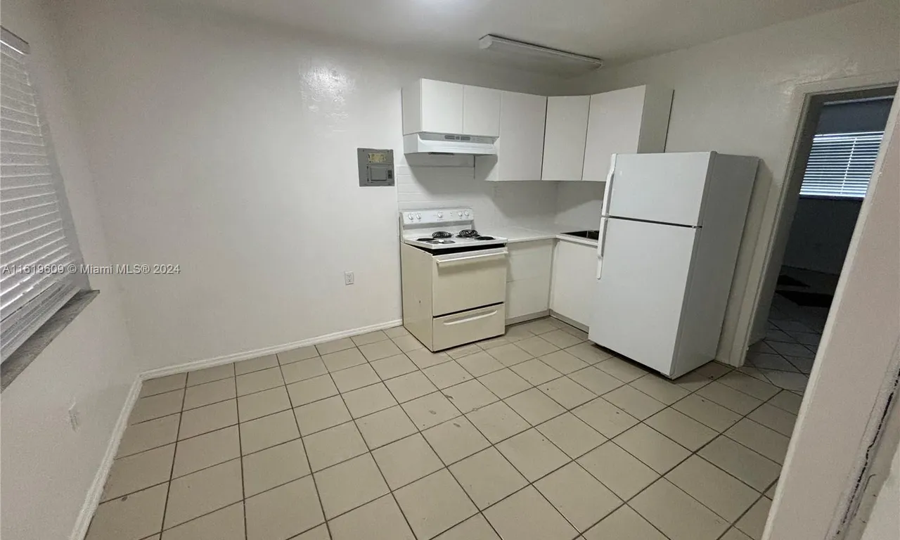 7841 Johnson St # 107, Pembroke Pines FL 33024