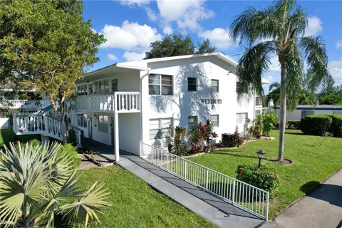 182 Westbury J # 182, Deerfield Beach FL 33442