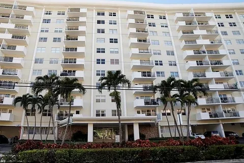 401 Golden Isles Dr # 1106, Hallandale Beach FL 33009