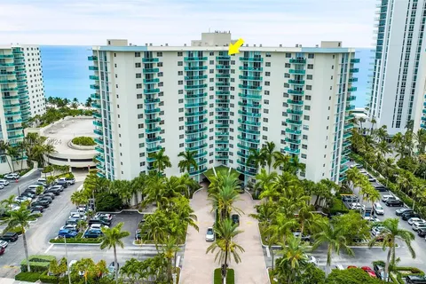 3901 S Ocean Dr, Hollywood FL 33019