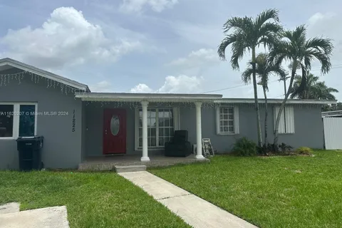 11225 SW 47th Ter, Miami FL 33165