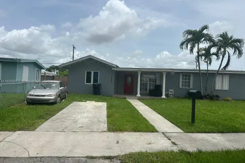 11225 SW 47th Ter, Miami FL 33165