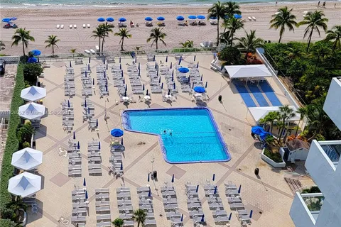 2030 S Ocean Dr # 1704, Hallandale Beach FL 33009