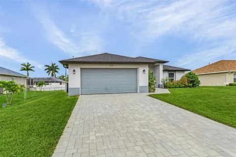 1322 NE 12TH PL, Cape Coral FL 33909