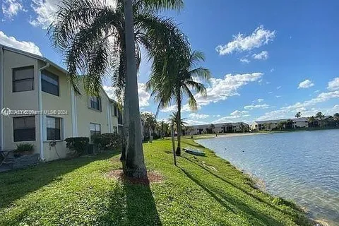 1301 S Franklin Ave # 1301E, Homestead FL 33034