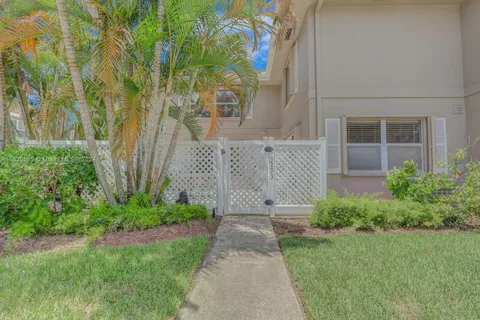 3293 SW Sunset Trace Cir # 3293, Palm City FL 34990