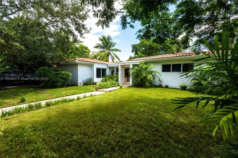 10619 NE 10th Pl, Miami Shores FL 33138