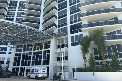 400 Alton Rd # 1509, Miami Beach FL 33139