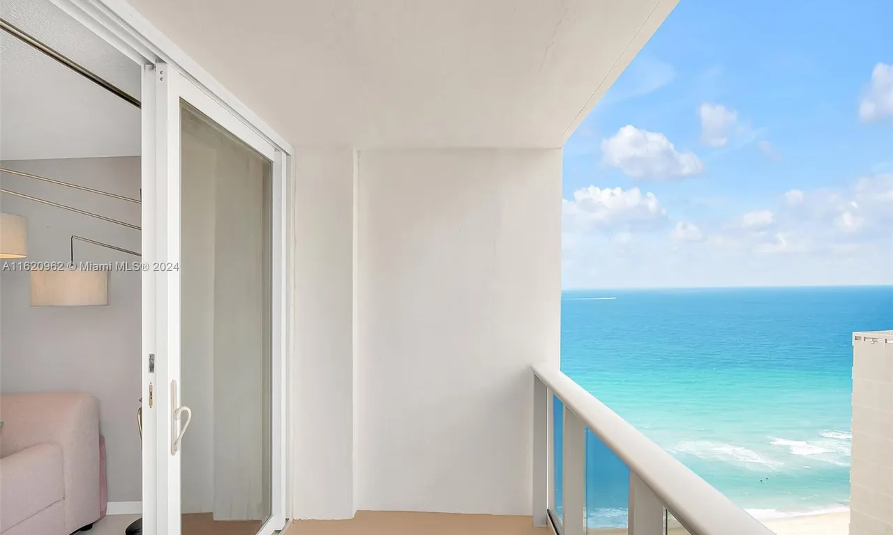 3140 S Ocean Dr # 2002, Hallandale Beach FL 33009