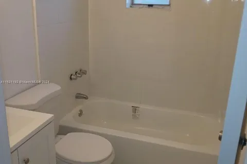1003 SW 15th Ave # 21, Miami FL 33135