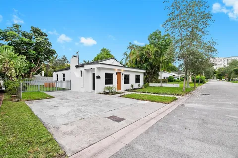 126 Florida Ave, Coral Gables FL 33133