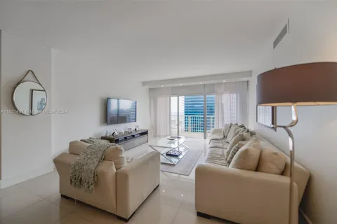 1950 S Ocean Dr # 19G, Hallandale Beach FL 33009