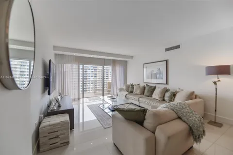 1950 S Ocean Dr # 19G, Hallandale Beach FL 33009