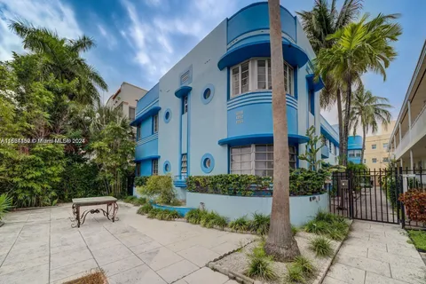 1250 Drexel Ave # 8, Miami Beach FL 33139