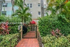 747 Michigan Ave # 203, Miami Beach FL 33139