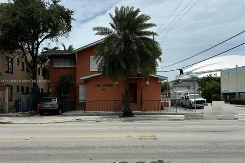 242 NW 12th Ave, Miami FL 33128