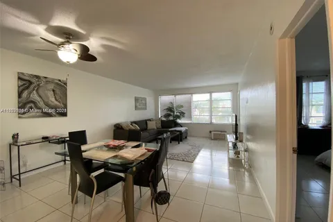 851 NE 14th Ave # 420, Hallandale Beach FL 33009